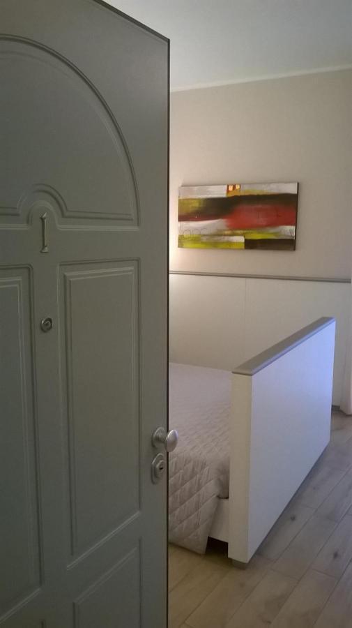 Monolocale Di Via Mameli Apartment Verona Ngoại thất bức ảnh